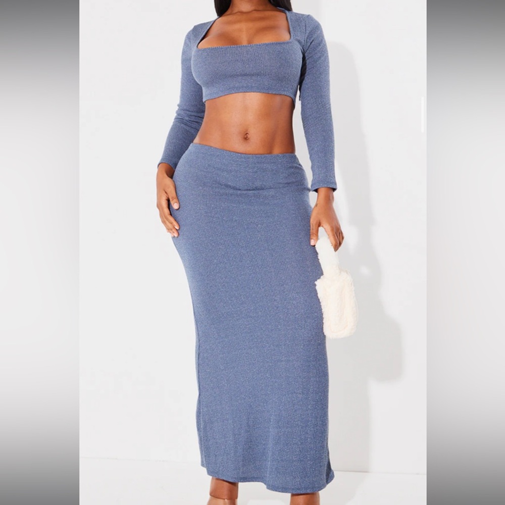 Pretty Little Thing Two Piece Shape Blue Rib Marl Maxi Skirt and Long Sleeve Top